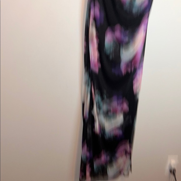 Black and Pink Asymmetrical One-Shoulder Bodycon Dress - Picture 5 of 7